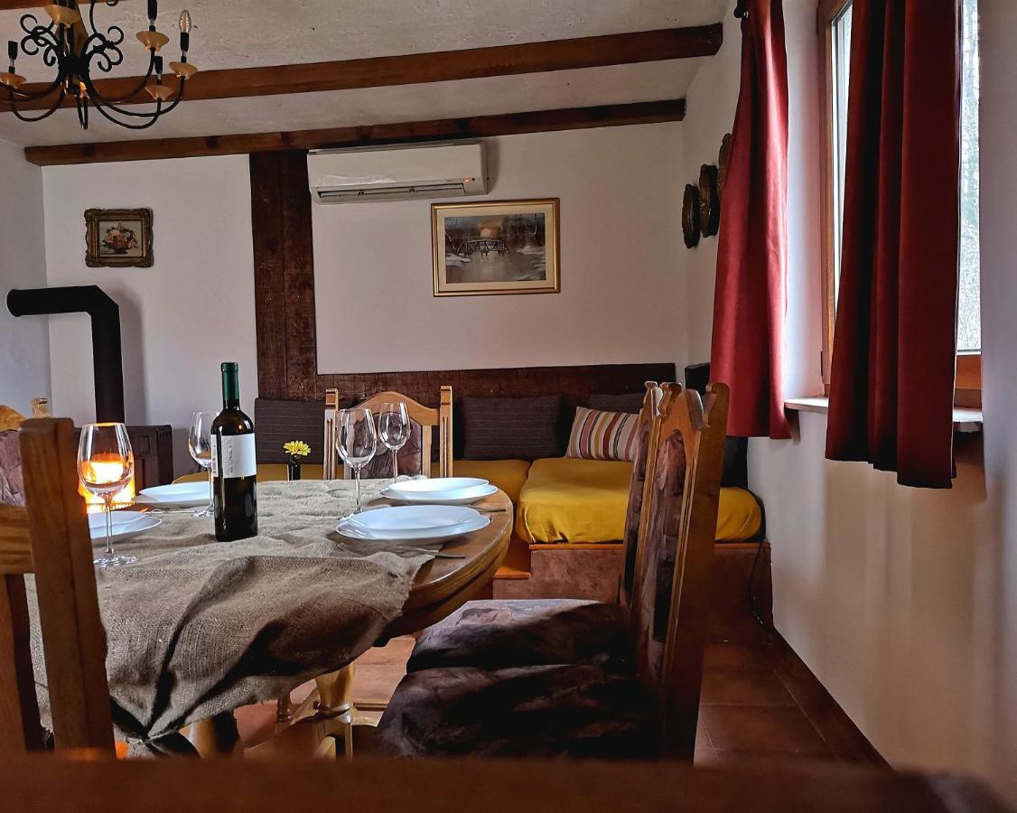 Kuca Za Odmor Rubic Villa Vinkovci Exteriör bild
